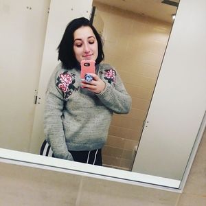 Meet your Posher, Alyssa